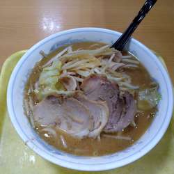 みそらーめん中+チャーシュー790円