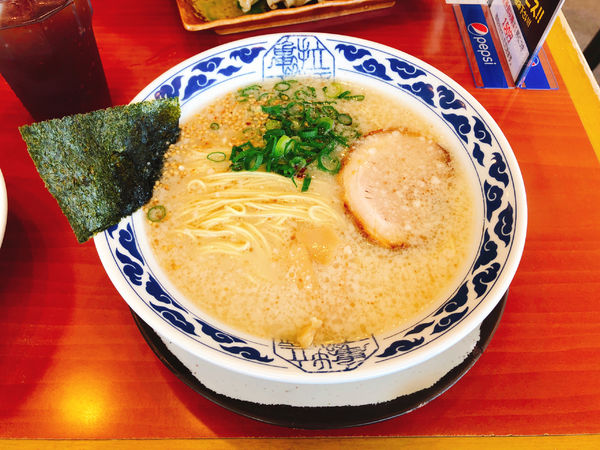 「亀王らーめん昔味」@ちゃあしゅうや 亀王 鈴鹿玉垣店の写真