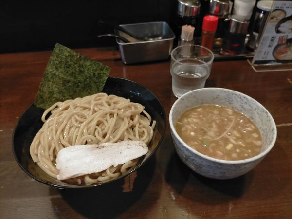 「鶏つけ麺（醤油）830円」@鶏々 TORIDORIの写真