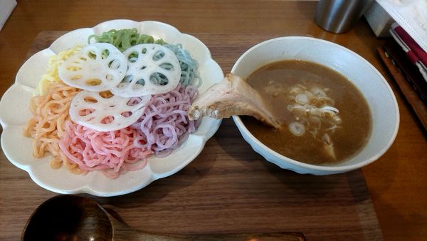 「６色つけ麺」@カフェと迷ってラーメン屋の写真