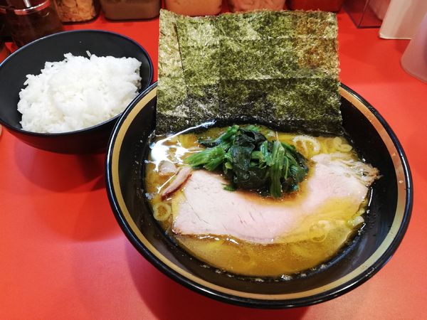 「ラーメン」@横浜家系総本山 吉村家直系店 ラーメン内田家の写真