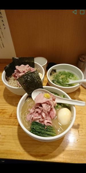「濃厚真鯛らーめん特盛」@真鯛らーめん 麺魚の写真
