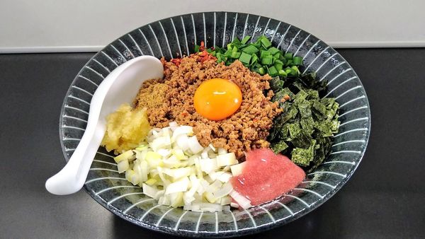 「【限定】桃台湾まぜそば(追い飯付)」@自家製麺SHINの写真