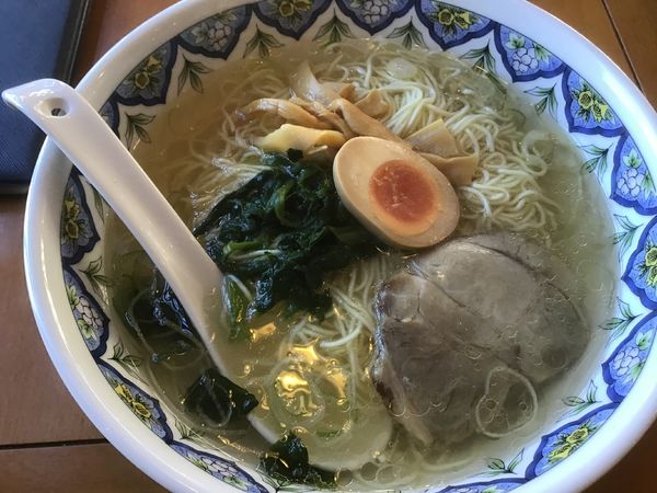 「塩ラーメン730円(選択柳麺)」@中国ラーメン 揚州商人 アクロスプラザ柏大山台店の写真