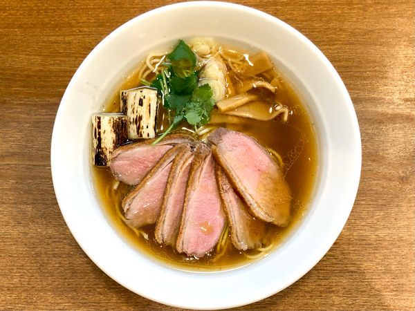 「★＜期間限定＞トリュフ香る鴨チャーシュー麺🍜¥1,150」@らぁめん山と樹の写真