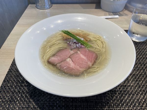 「中華蕎麦（塩）」@宍道湖しじみ中華蕎麦 琥珀 東京本店の写真