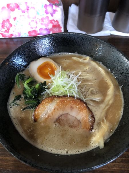 「とんこつ魚介らぁめん」@らぁ麺 家康の写真