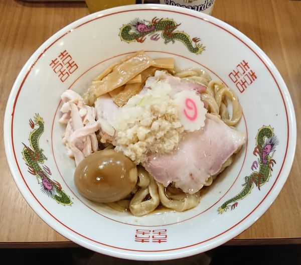 「油そば＋味玉＋気まぐれビール」@MENクライの写真