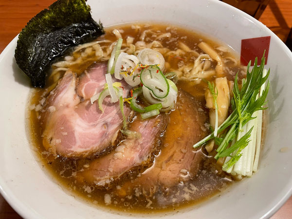 「チャーシュー　あさりだし　中華そば」@東京の中華そば ちよがみの写真