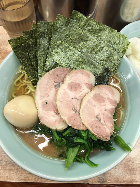 「志木盛ラーメン」@横浜ラーメン 武蔵家 志木店の写真
