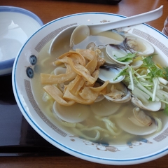 山田うどん 花園インター店の画像