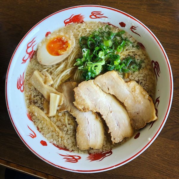 「背脂煮干し大」@ラーメンいっこくの写真