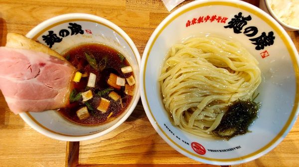 「昆布水つけ麺(大盛)」@自家製中華そば 麺の虜の写真
