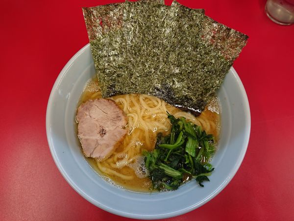 「ラーメン￥680＋サービスライス」@横浜家系ラーメン おうじ家の写真