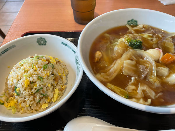 「五目あんかけラーメン630円、半チャーハン270円」@日高屋 土浦西口店の写真