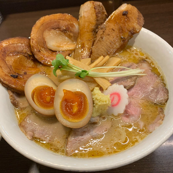 「特上肉そば 味噌」@肉そば総本山 神保町 けいすけの写真