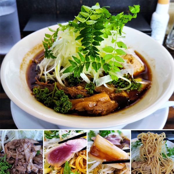 「山椒(木の芽)とネギマ鍋風(限定)  2000円」@稲荷屋の写真