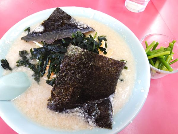 「ネギラーメン800円　にんにくの芽100円」@ラーメンショップ 羽生インター店の写真