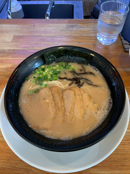 「博多焼豚麺」@二代目 白神の写真