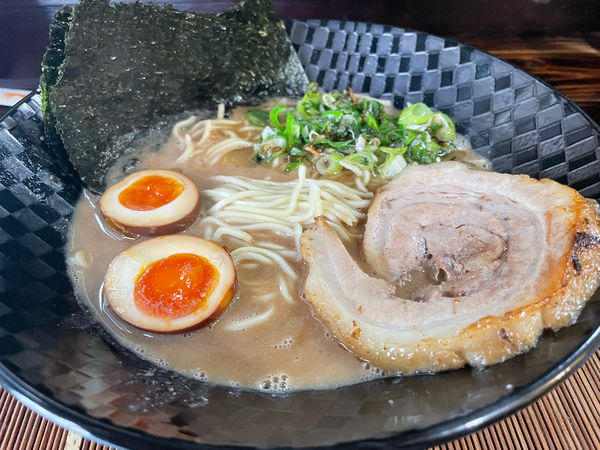 「濱豚骨ラーメン」@和歌山家の写真