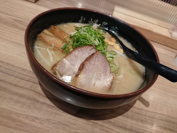 「我流札幌塩らーめん 900円」@札幌飛燕の写真