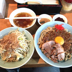 マシライス麺に変更　麺増し