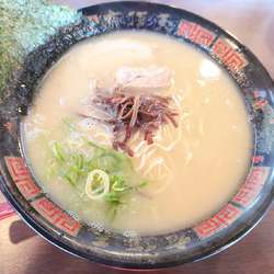 豚骨塩ラーメン