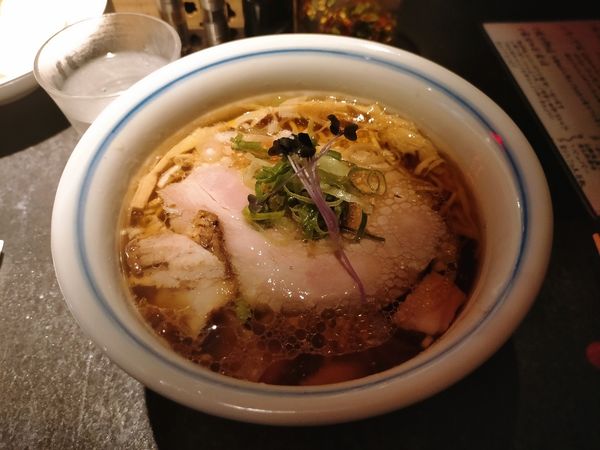「醤油ラーメン850円」@駄目な隣人の写真