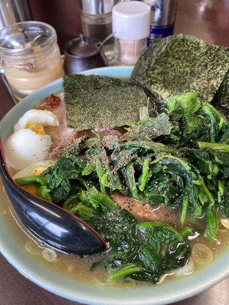 「チャーシューメン　ほうれん草増し」@ラーメンショップ 二ツ橋店の写真