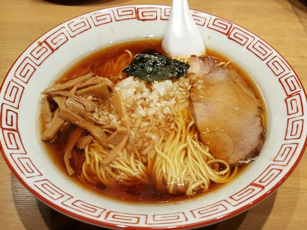 「中華そば ￥650」@中華そば専門店 八王子らーめん よしだの写真