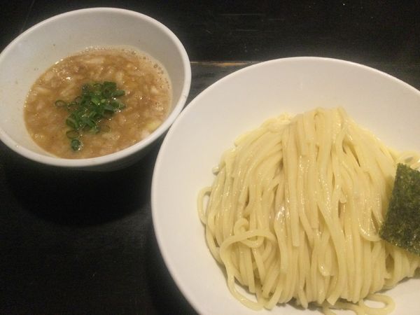 「本節つけめん・大盛(¥830・同一料金)」@俺の空 新宿店の写真