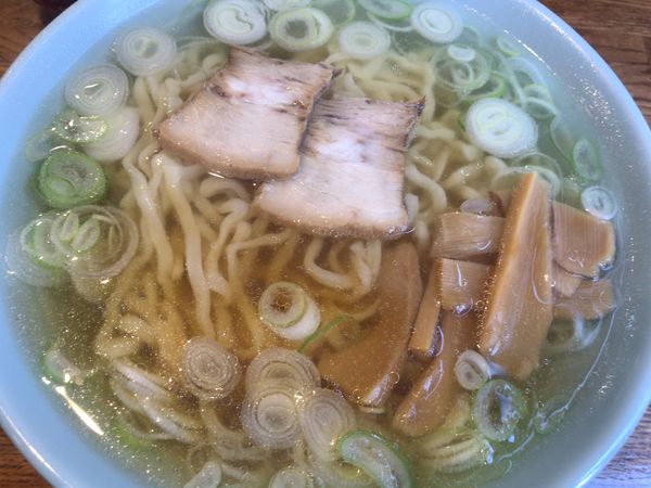 「醤油ラーメン700円」@丸信ラーメン 駅前店の写真