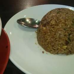 ランチ 中華そば(並)＋焼きめし(小)  950円