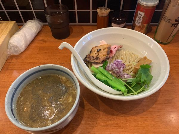 「濃厚煮干しつけ麺」@千日紅の写真