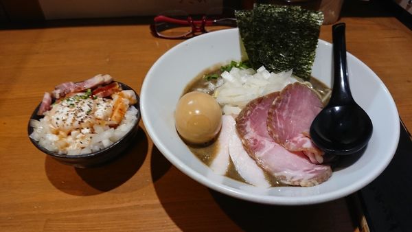 「濃厚煮干そば・ミニ肉飯・和え玉」@亀戸煮干中華蕎麦 つきひの写真