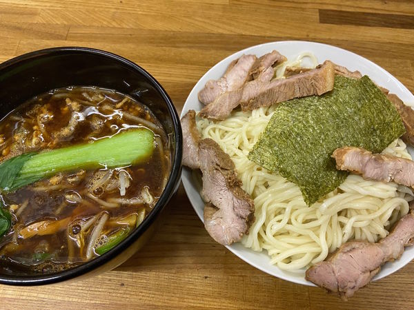 「チャーシューつけ麺（醤油）：1050円」@はじめの写真