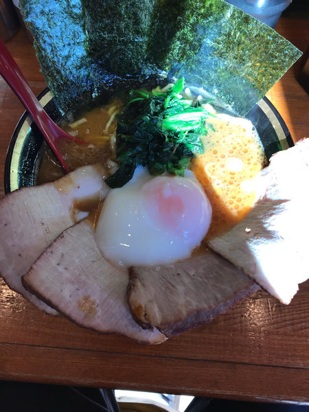 「チャーシュー麺　温泉卵」@末廣家の写真