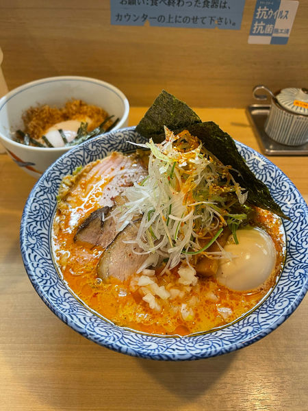「特製ごまの辛いそば＋多賀の丼（1180円＋250円）」@中華そば 多賀野の写真