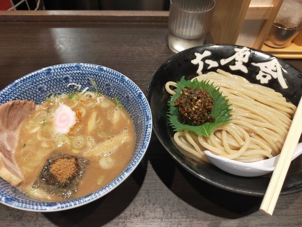 「春薫る生七味つけめん」@六厘舎 上野店の写真