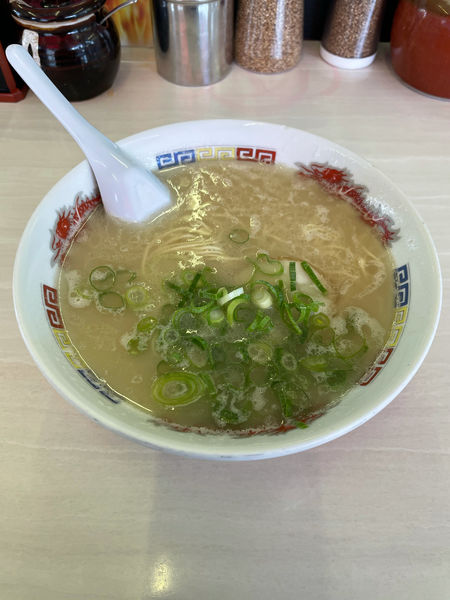「ラーメン（２８０円）替玉」@18ラーメン 大土居店の写真