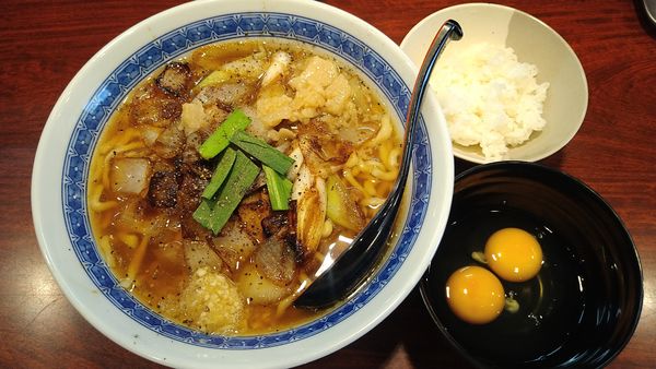 「スタミナ中華セット(半ライス,生卵)¥1000+生卵¥50-」@中華そば たた味の写真