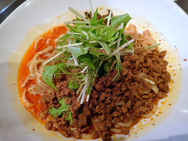 「汁なし担々麺」@タンタンタイガー 蔵前店の写真