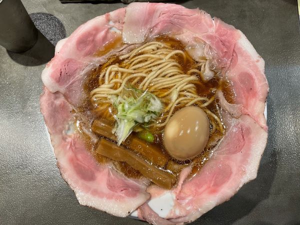 「ピストル(味玉トッピング)」@ラーメン大戦争 せんば心斎橋店の写真