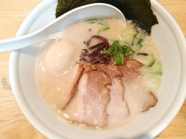 「特製豚骨 白」@TOKYO豚骨BASE MADE by 博多一風堂 ペリエ海浜幕張店の写真