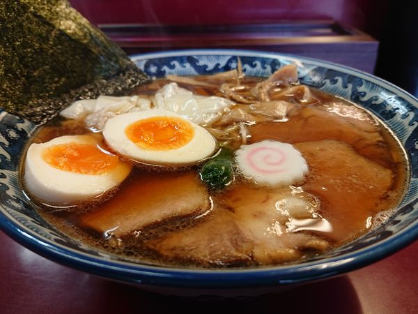 「特製らーめん」@中華そば 春秋庵の写真