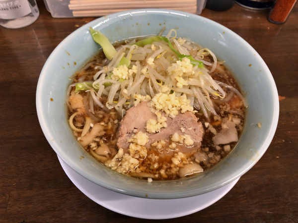 「小の小ラーメン 麺半分ヤサイ少な目ニンニク 650円」@らーめん玄の写真