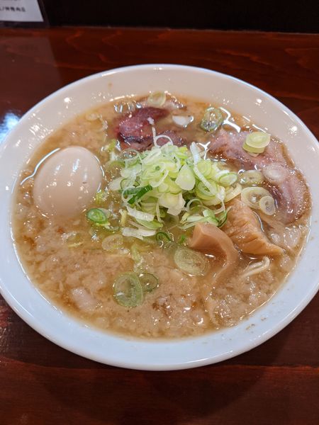 「【限定】猪脂チャッチャ白湯麺＋味付き玉子」@らーめん 五ノ神精肉店 煮干し編の写真