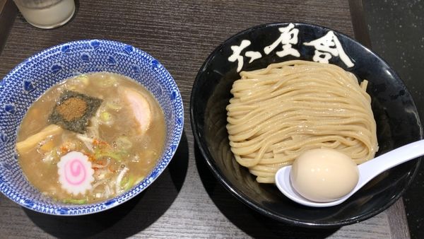 「味玉つけ麺950」@六厘舎 上野店の写真