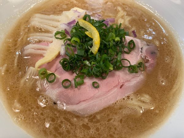 「鴨だし白湯ラーメン」@麺屋福丸の写真
