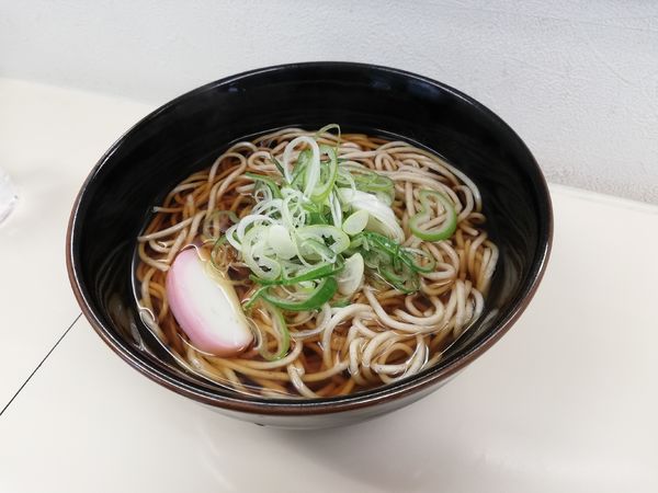 「かけそば 300円」@立ち喰いそば・うどん なかむらの写真